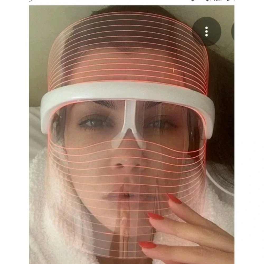 DMH Aesthetics LED Facial Light Shield Mask‎ Anti-Aging Inflammation New In Box